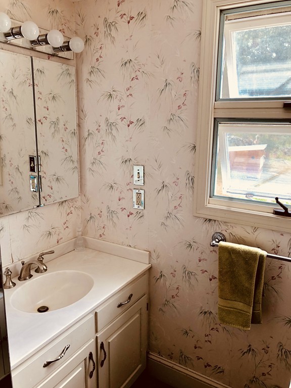 167 Reed Road Westport, MA 02790 - Photo 24 of 27