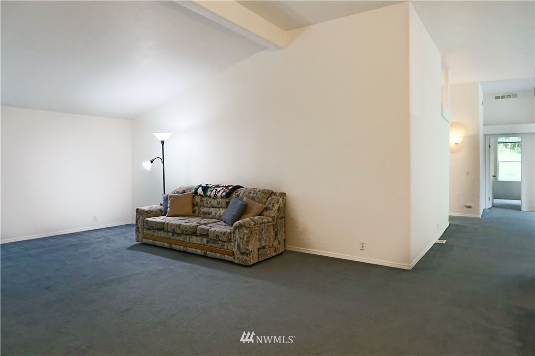 1763 Bunker Creek Road Chehalis, WA 98532 - Photo 14 of 40 a living room with furniture and a potted plant