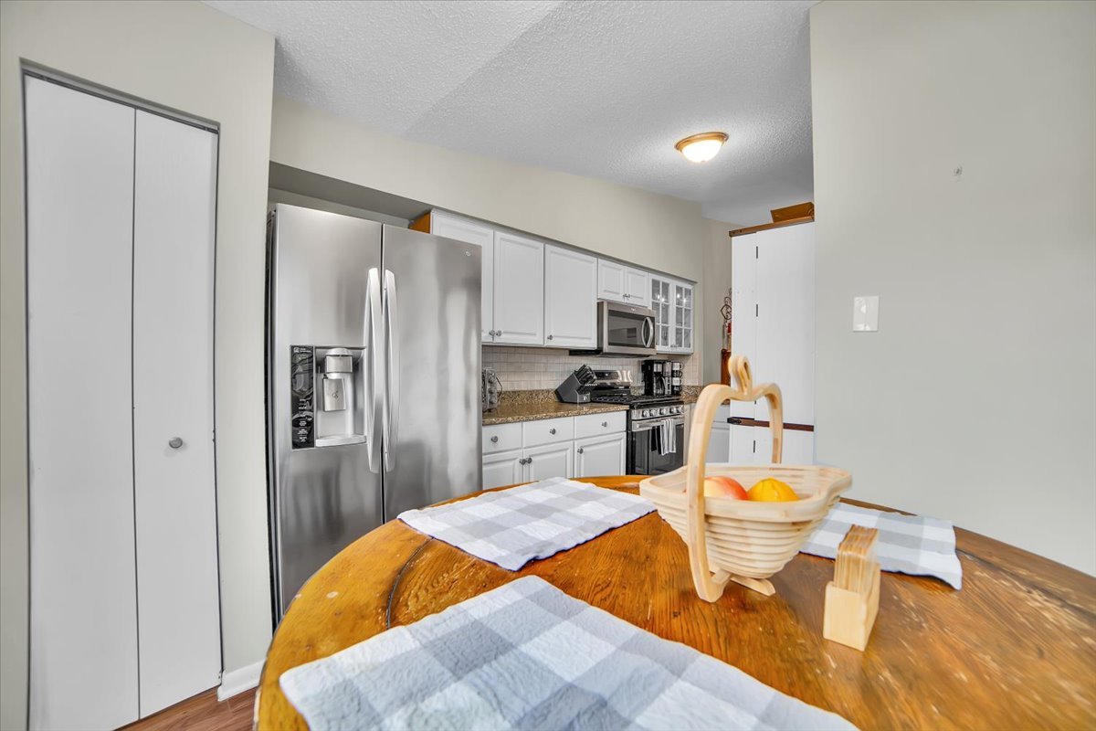 1846 Shetland Road Naperville, IL 60565 - Photo 16 of 35 Gallery Image 16