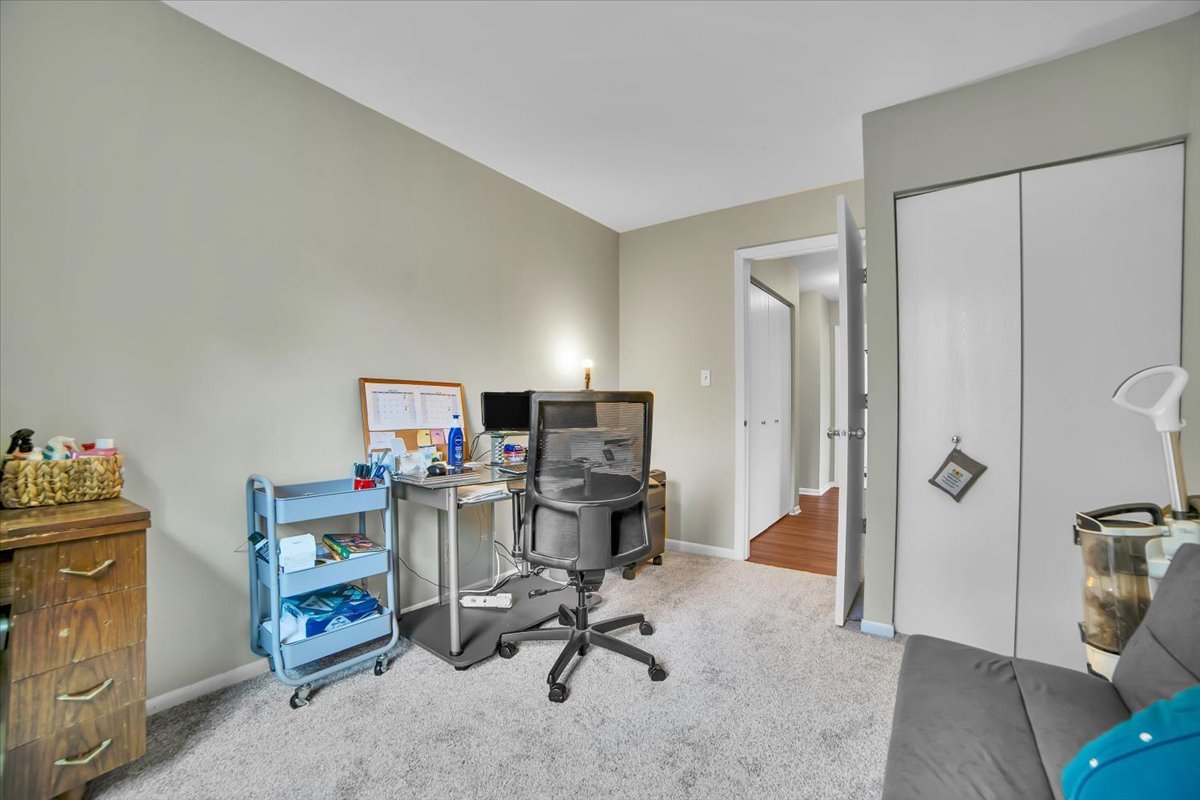 1846 Shetland Road Naperville, IL 60565 - Photo 20 of 35 Gallery Image 20