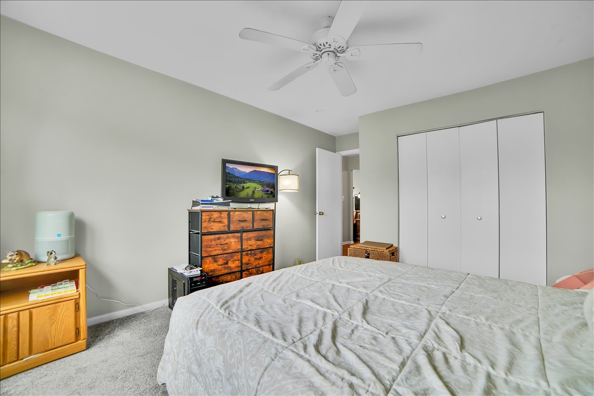 1846 Shetland Road Naperville, IL 60565 - Photo 22 of 35 Gallery Image 22