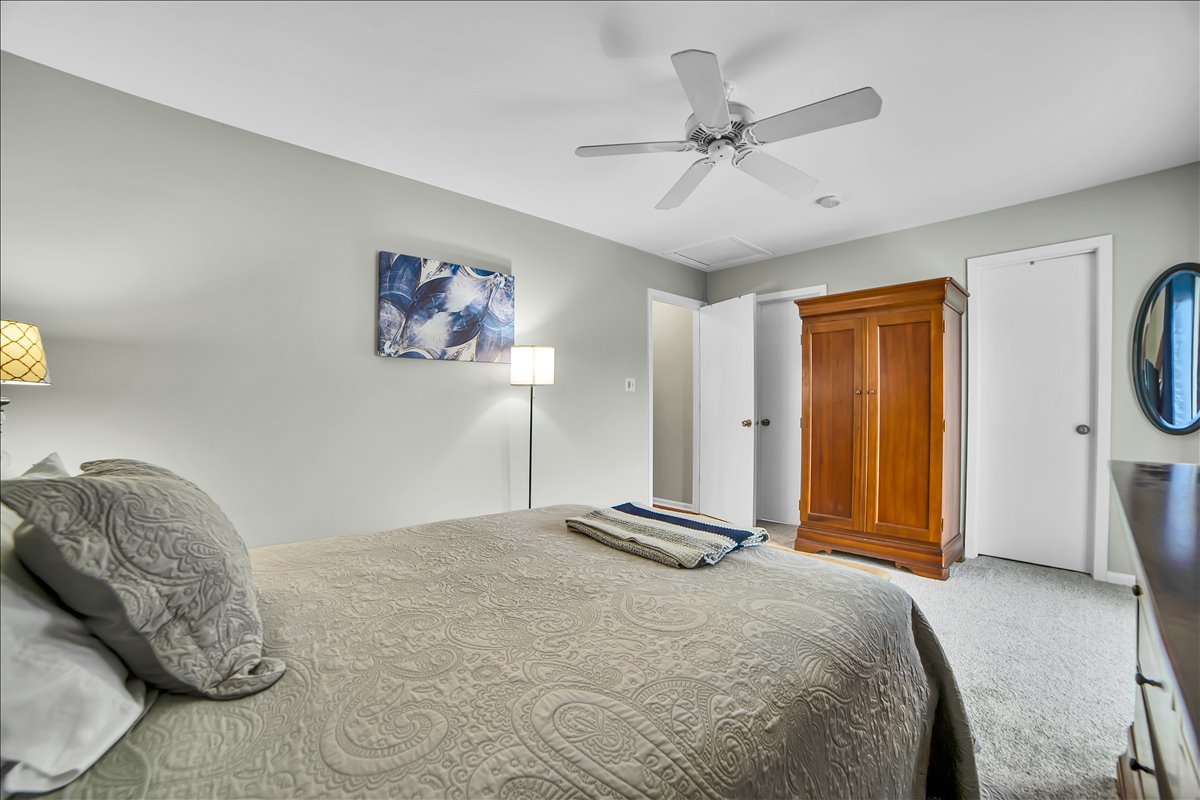 1846 Shetland Road Naperville, IL 60565 - Photo 28 of 35 Gallery Image 28
