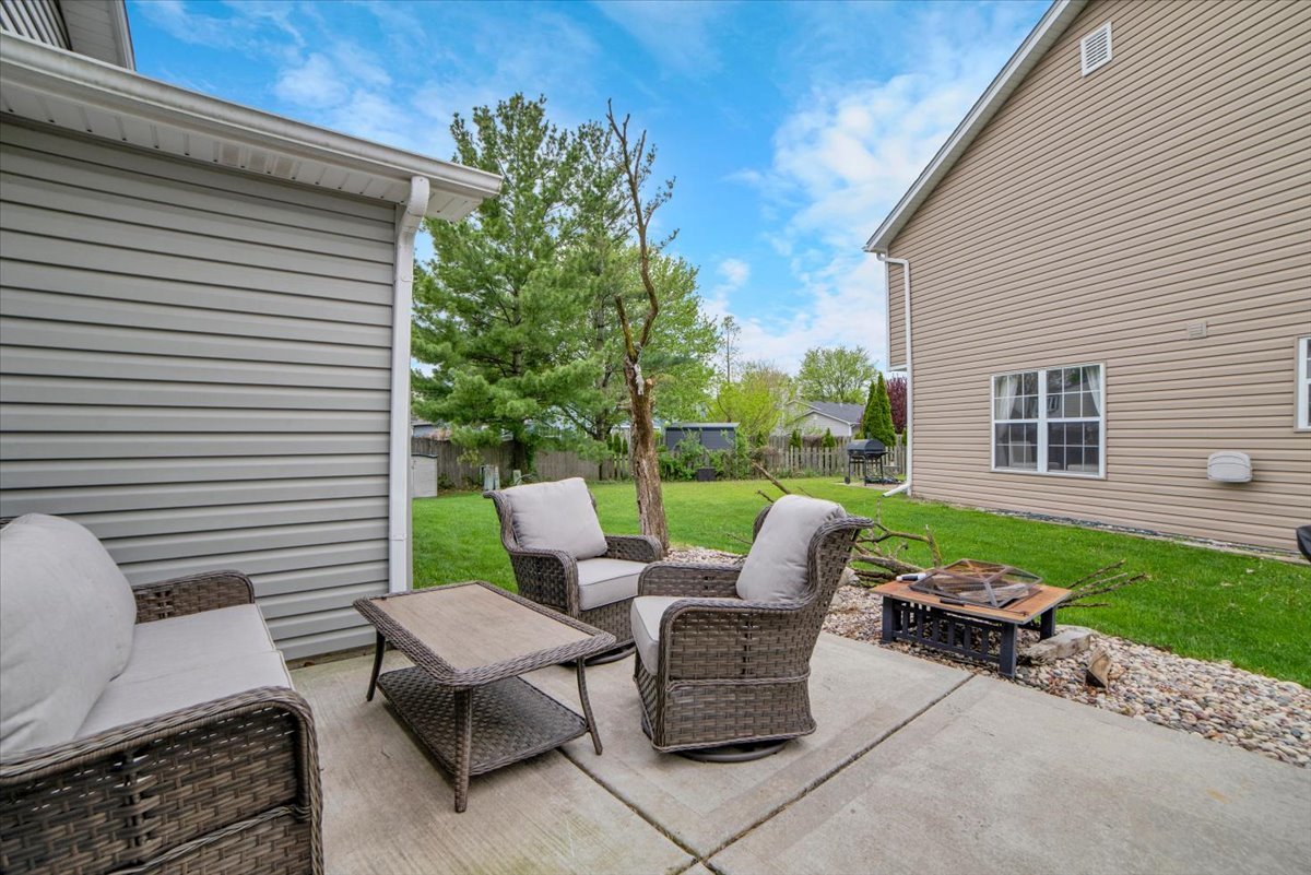 1846 Shetland Road Naperville, IL 60565 - Photo 32 of 35 Gallery Image 32