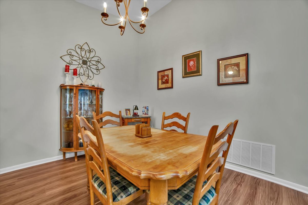 1846 Shetland Road Naperville, IL 60565 - Photo 9 of 35 Gallery Image 9