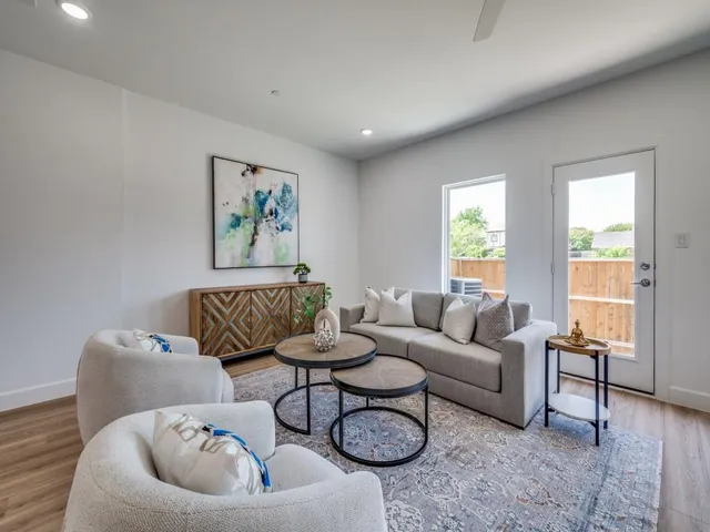 $440,000 | 5613 Woodlands Drive, The Colony, TX 75056