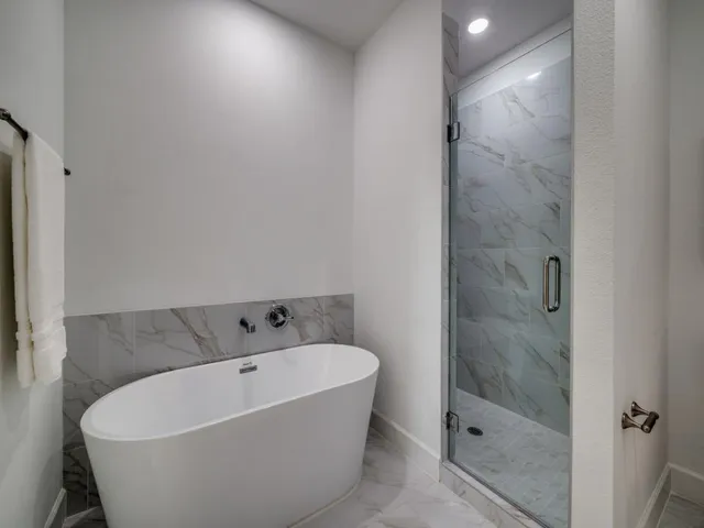 $440,000 | 5613 Woodlands Drive, The Colony, TX 75056