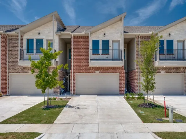 $440,000 | 5613 Woodlands Drive, The Colony, TX 75056