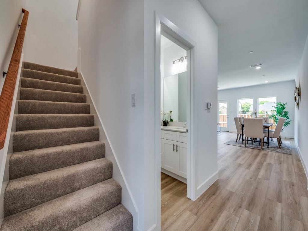 5613 Woodlands Drive The Colony, TX 75056 - Photo 3 of 25