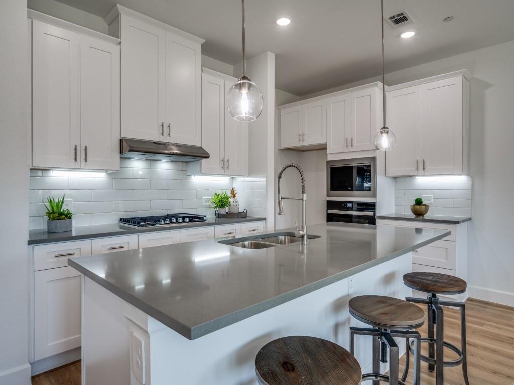 5613 Woodlands Drive The Colony, TX 75056 - Photo 7 of 25