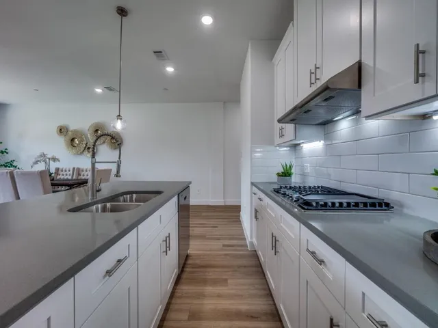 $440,000 | 5613 Woodlands Drive, The Colony, TX 75056