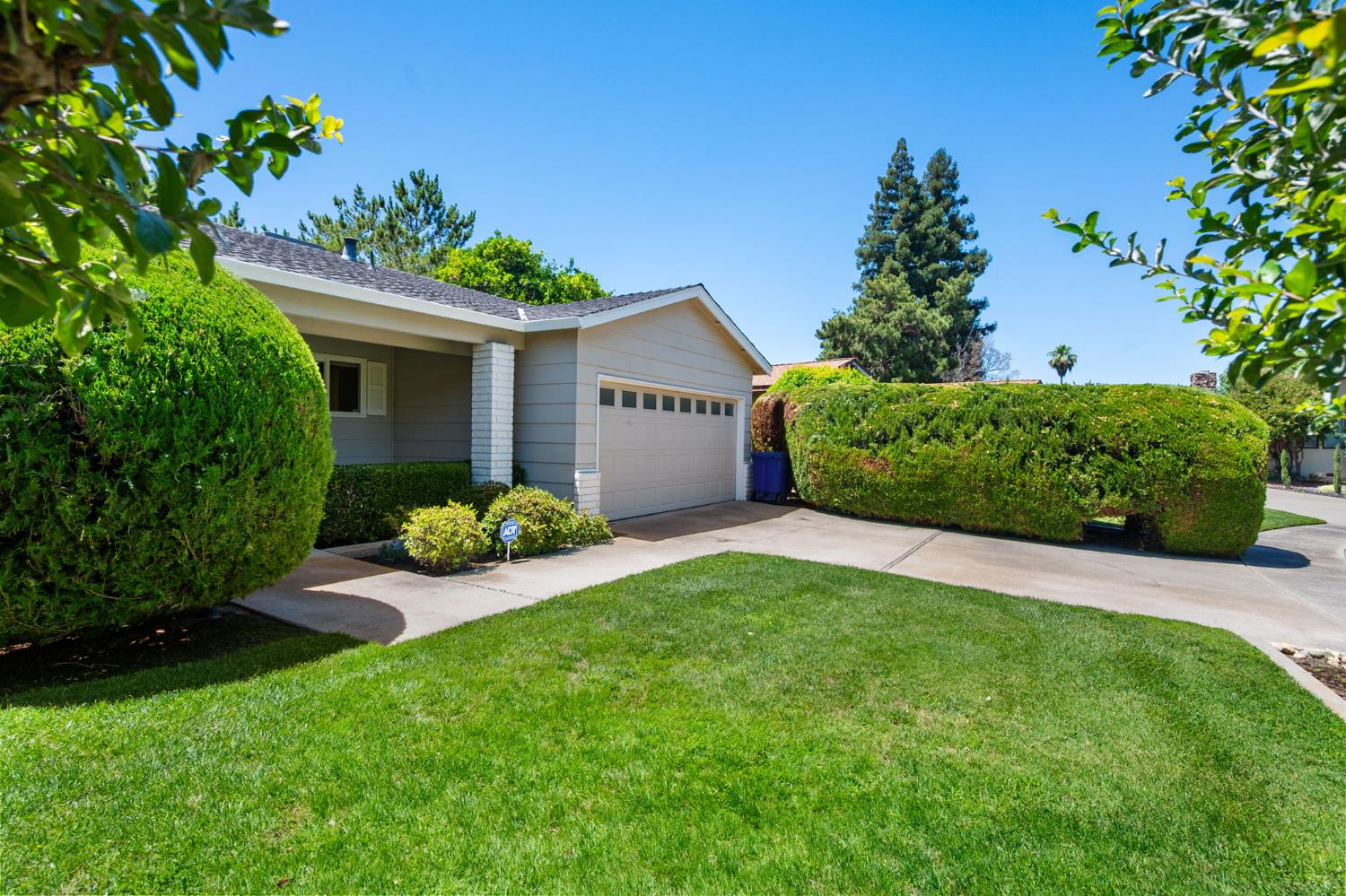 2628 Turquoise Court Modesto, CA 95355 - Photo 4 of 39
