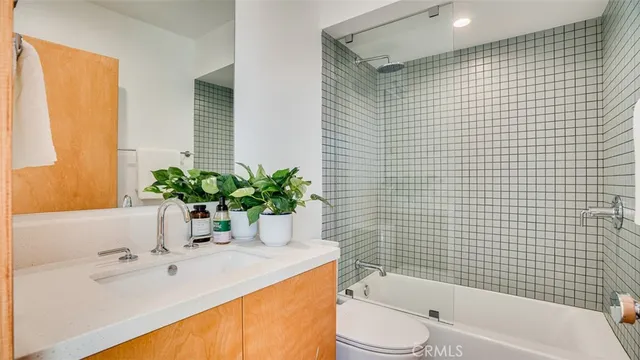 $2,799,000 | 854 West Avenue 37, Los Angeles, CA 90065