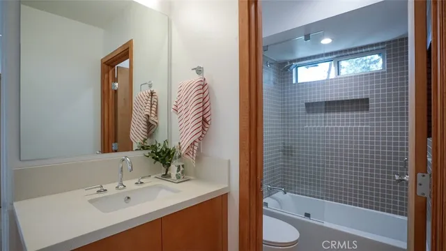 $2,799,000 | 854 West Avenue 37, Los Angeles, CA 90065