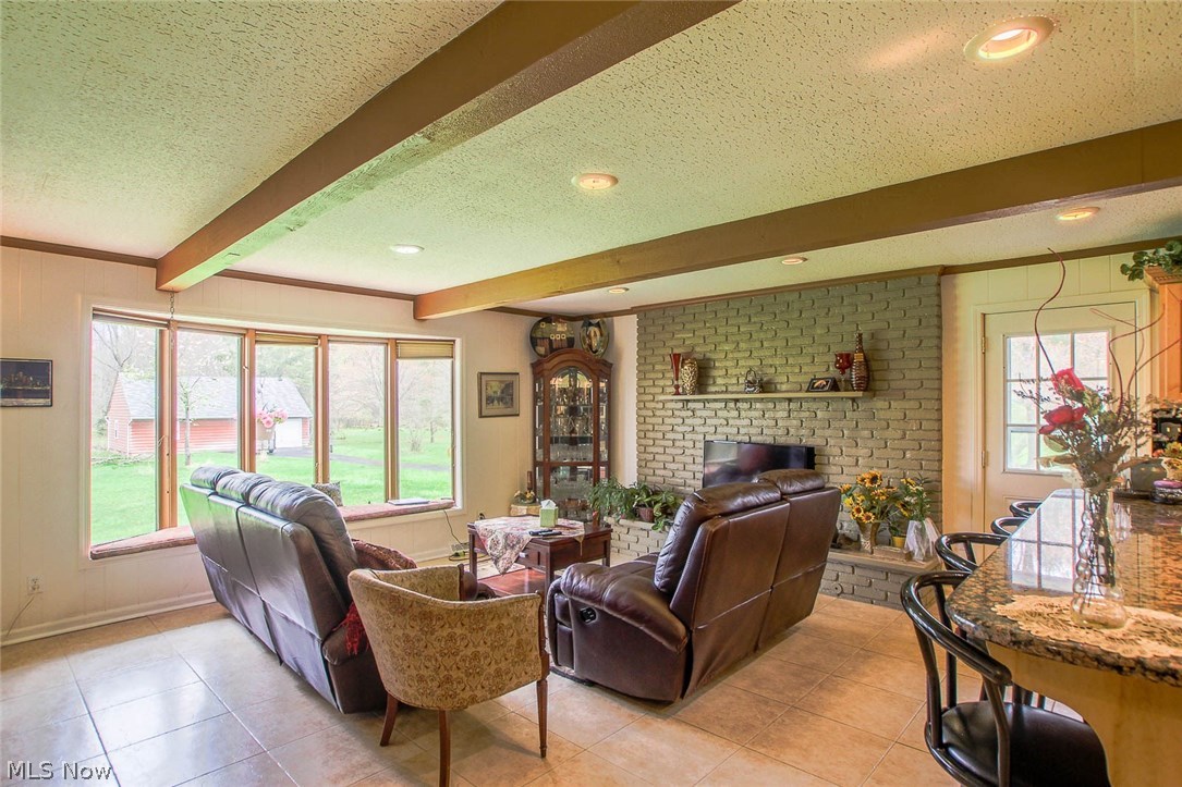 29499 Harvard Road Orange, OH 44122 - Photo 5 of 17 Gallery Image 5