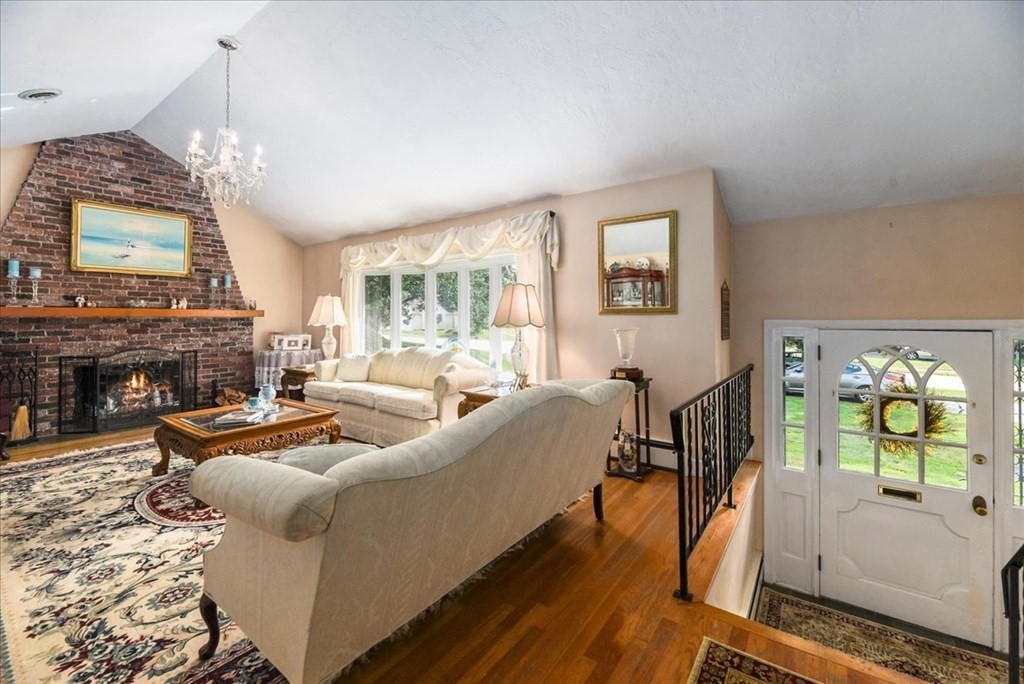 22 Phillips Brooks Road Westwood, MA 02090 - Photo 4 of 42 Gallery Image 4