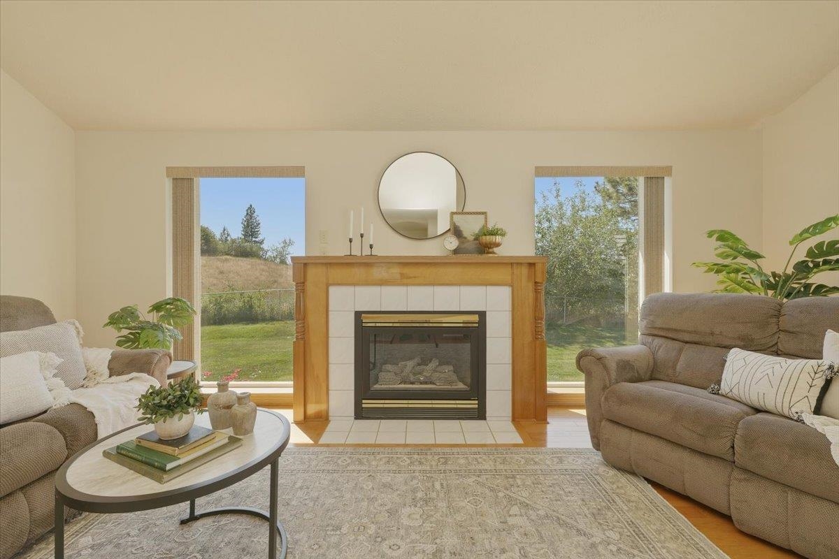 3403 East Buckley Court Mead, WA 99021 - Photo 3 of 31