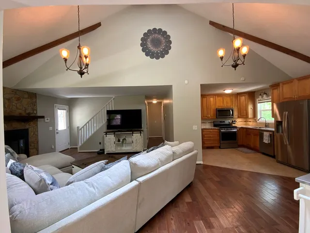 $399,000 | 426 Shenendoa Drive, Ellijay, GA 30540