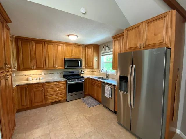 $399,000 | 426 Shenendoa Drive, Ellijay, GA 30540