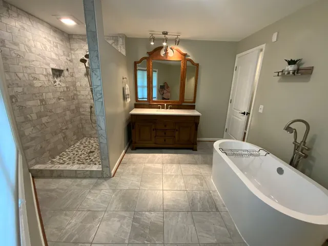 $399,000 | 426 Shenendoa Drive, Ellijay, GA 30540