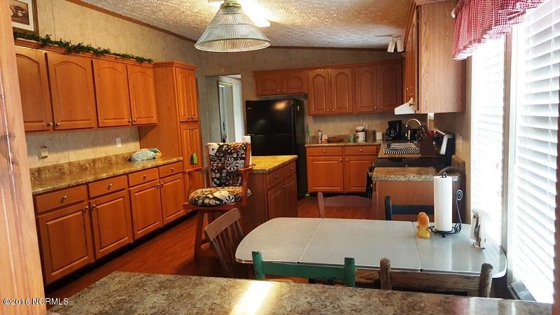 1338 Makelyville Road Scranton, NC 27875 - Photo 12 of 32 Eat In Kitchen