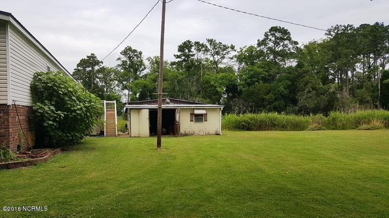 1338 Makelyville Road Scranton, NC 27875 - Photo 25 of 32 Workshop