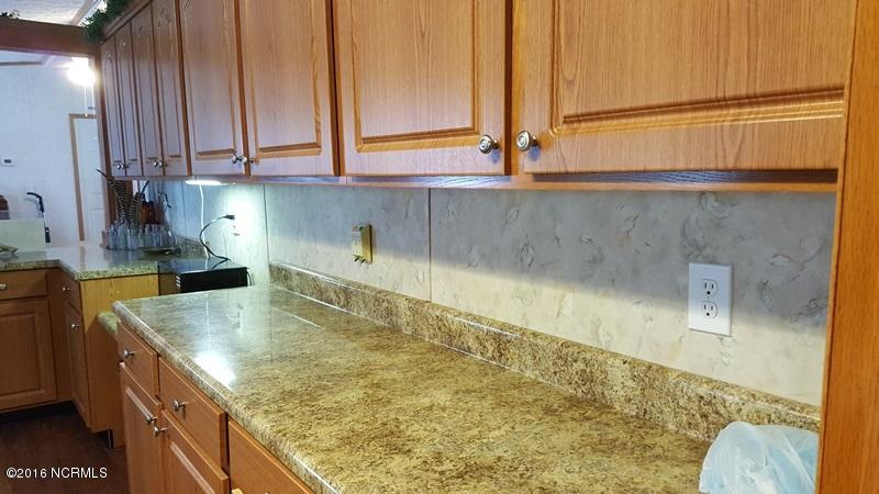1338 Makelyville Road Scranton, NC 27875 - Photo 10 of 32 Countertops