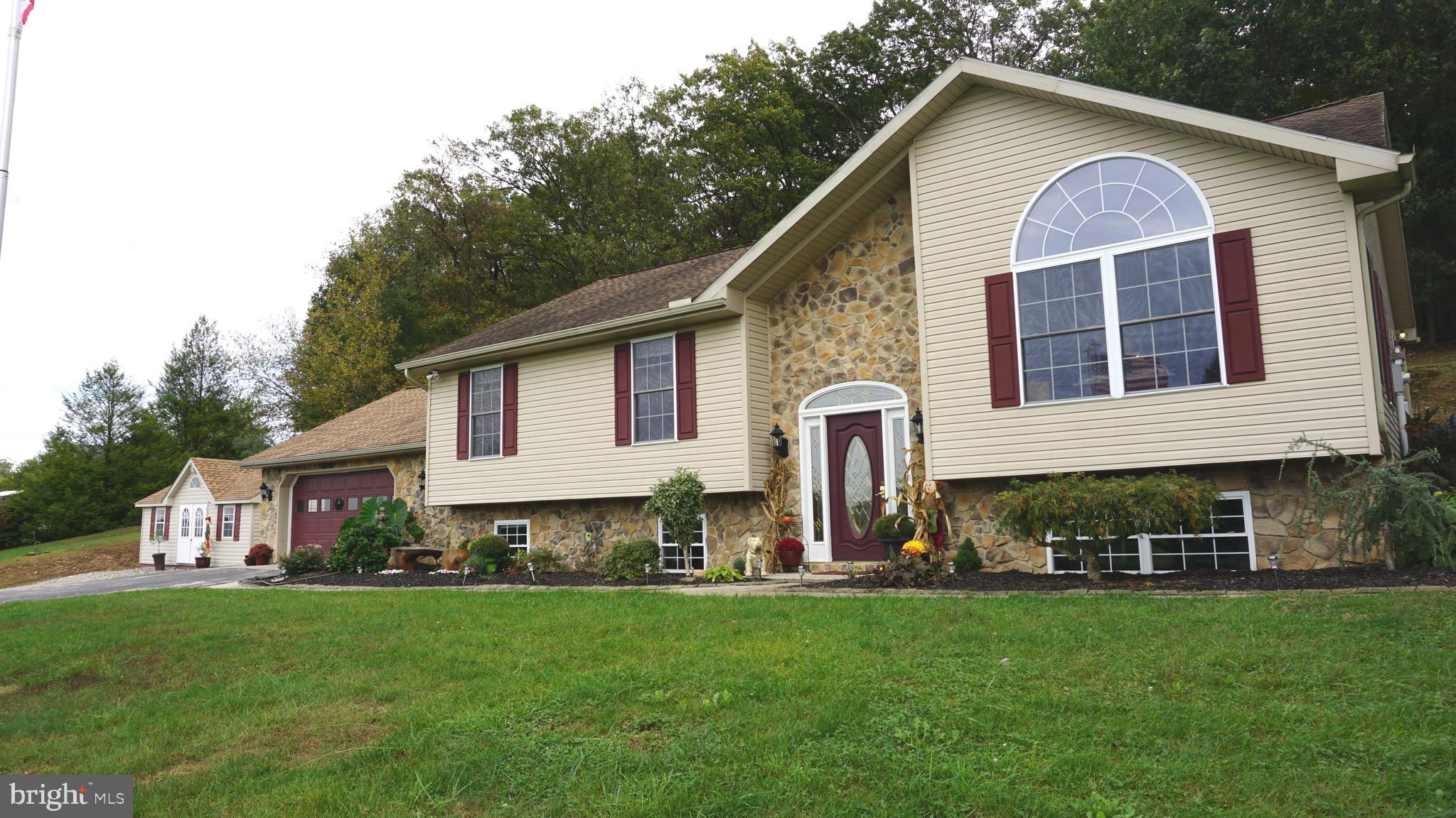 7106 Simpson Road Glen Rock, PA 17327 - Photo 2 of 42 Gallery Image 2