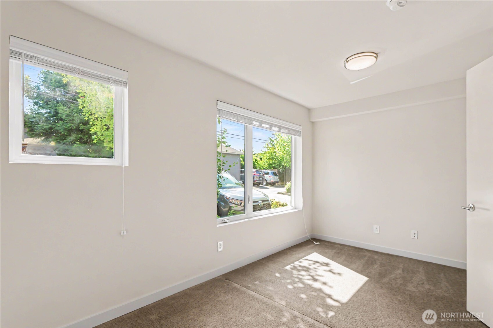 3810 California Avenue Southwest, Unit B Seattle, WA 98116 - Photo 17 of 26