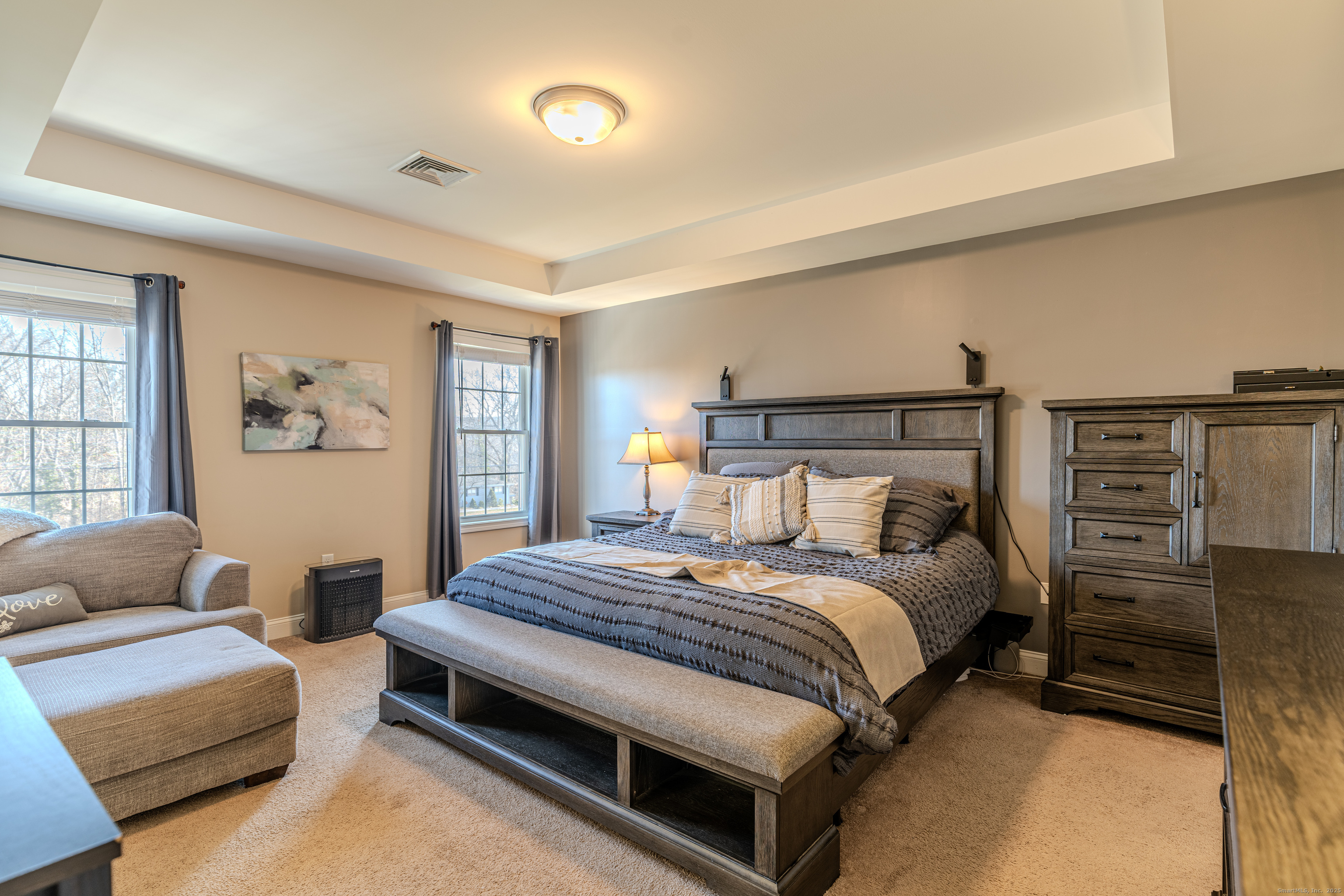 44 Trailside Crossing Middletown, CT 06457 - Photo 18 of 40 a bedroom with a bed and a couch