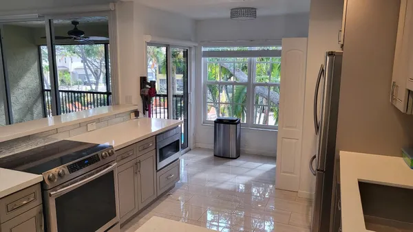 $3,000 | 2121 South Ocean Boulevard, Unit 604, Pompano Beach, FL 33062