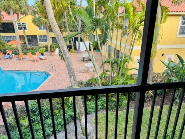 $3,000 | 2121 South Ocean Boulevard, Unit 604, Pompano Beach, FL 33062