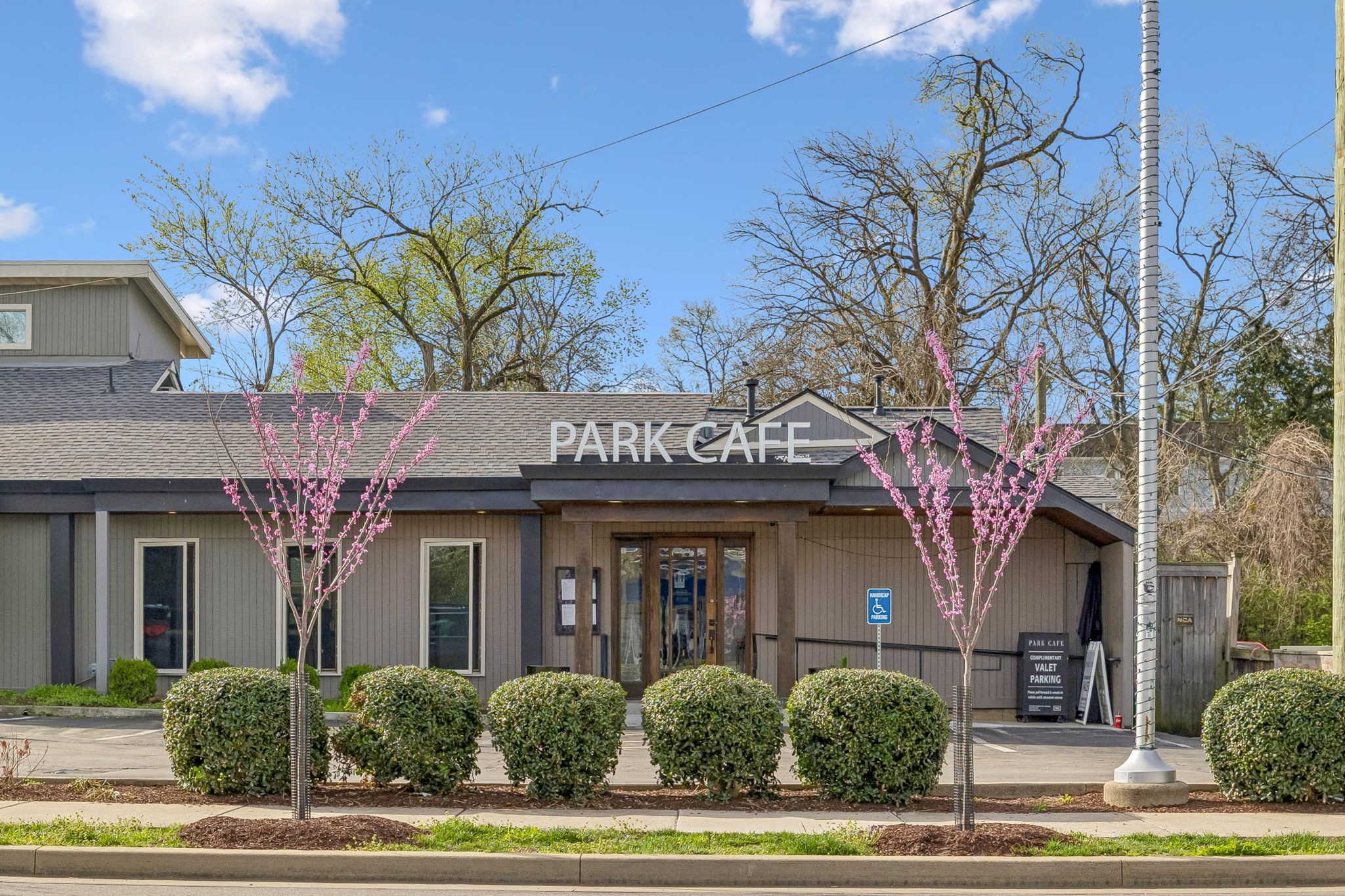 4029 Aberdeen Road Nashville, TN 37205 - Photo 45 of 51 a front view of a building with garden