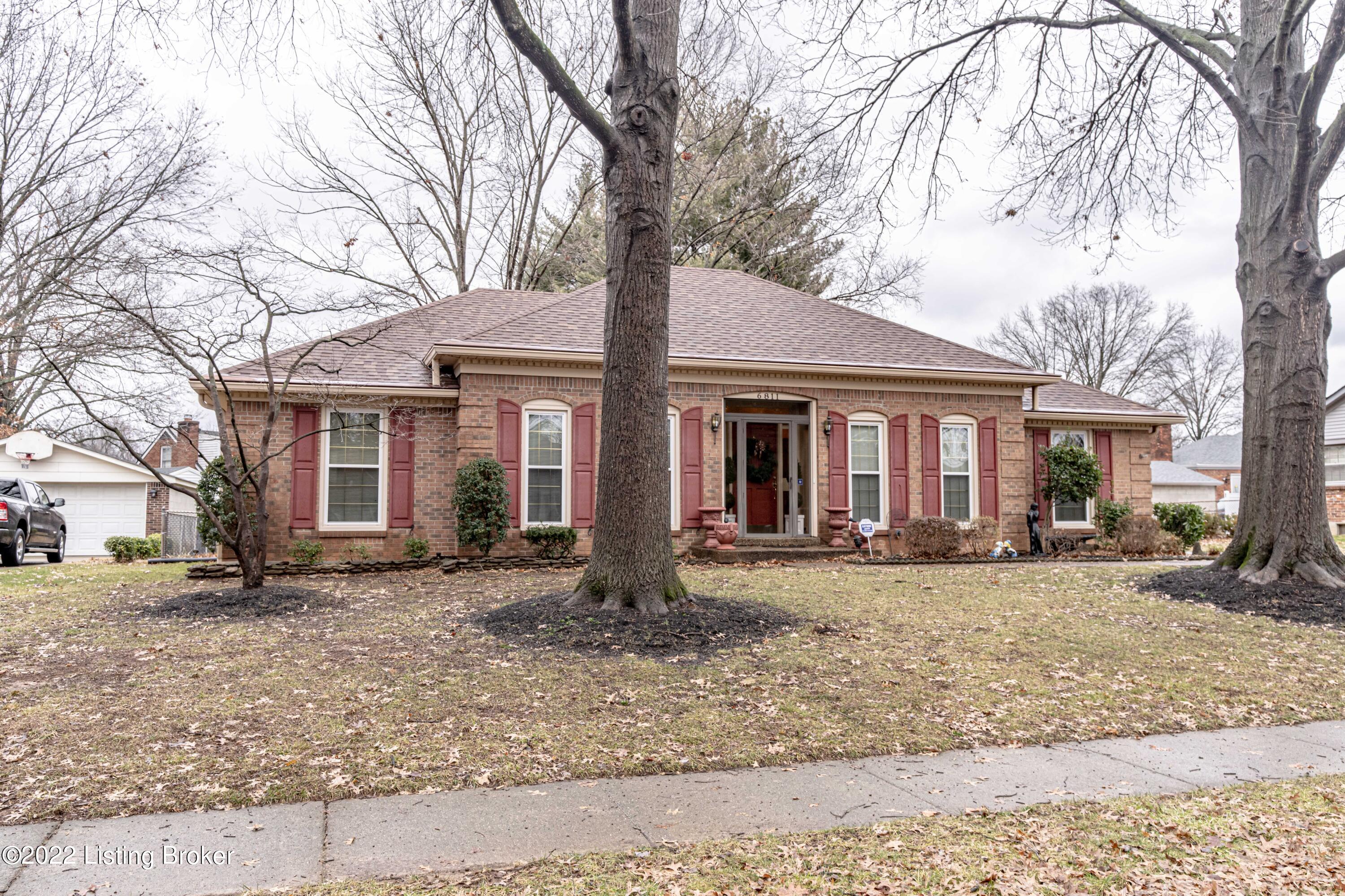 6811 Tottenham Road Louisville, KY 40207 - Photo 52 of 55 DSC06707