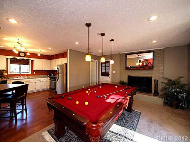 5966 Brace Road Charlotte, NC 28211 - Photo 2 of 16 Gallery Image 2