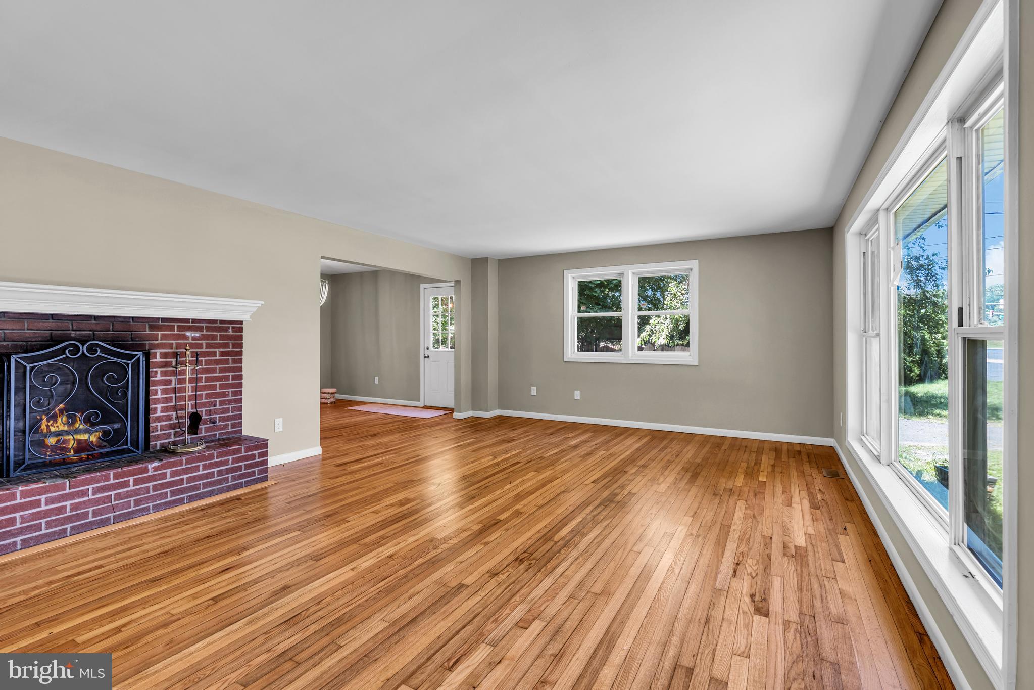 211 Georgetown Wrightstown Road Wrightstown, NJ 08562 - Photo 9 of 58 Gallery Image 9