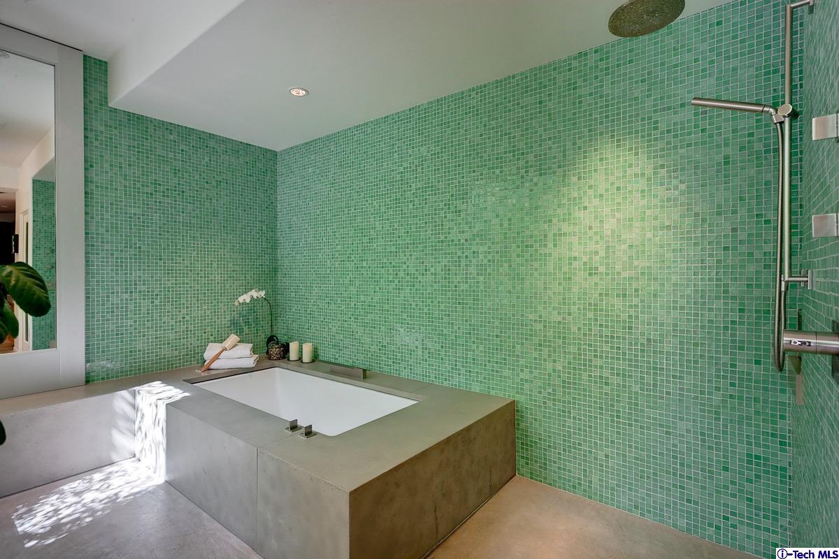 1612 Woodglen Lane Altadena, CA 91001 - Photo 12 of 18 Additional Photo