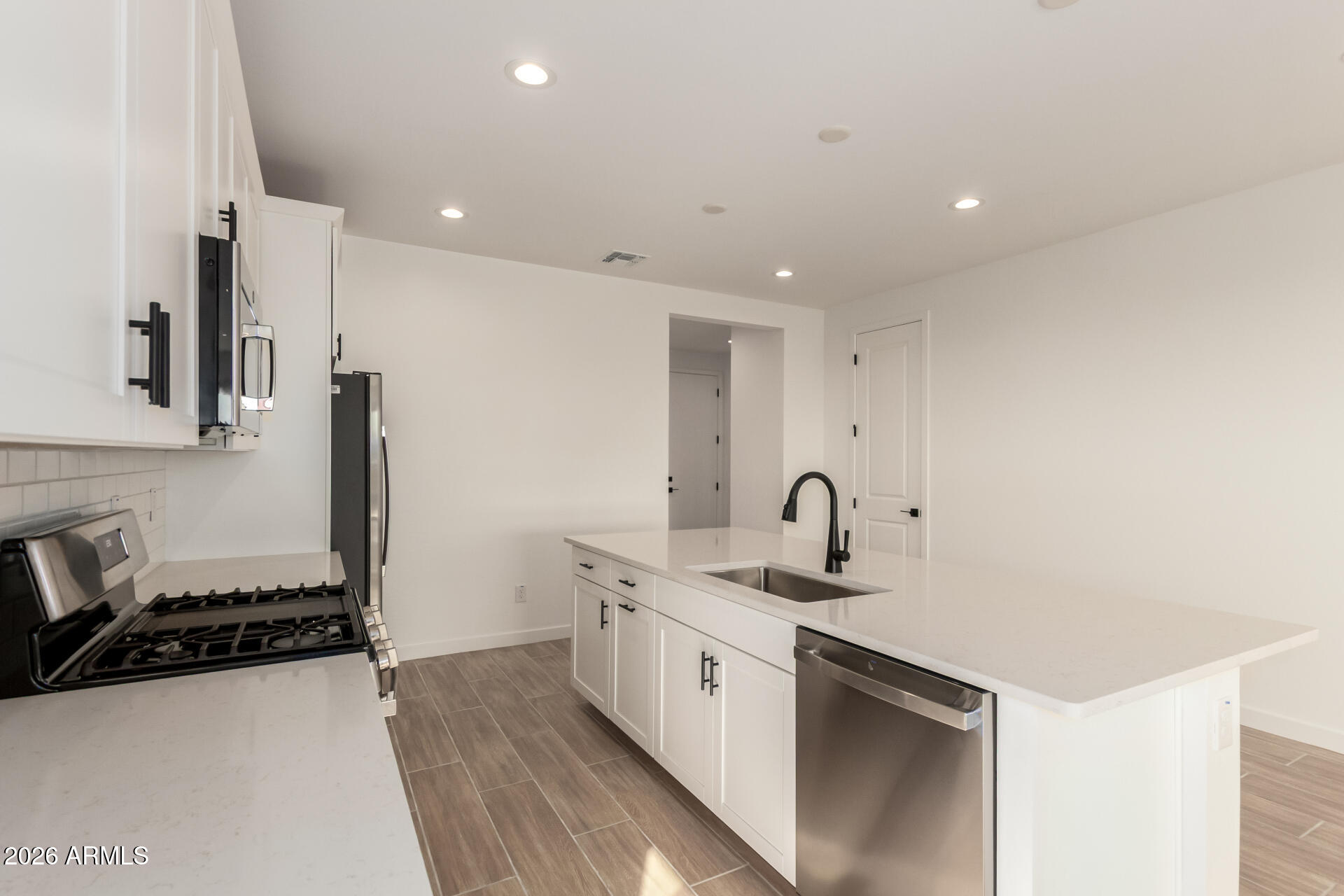 8033 West Granada Road Phoenix, AZ 85035 - Photo 9 of 38 12-Granada