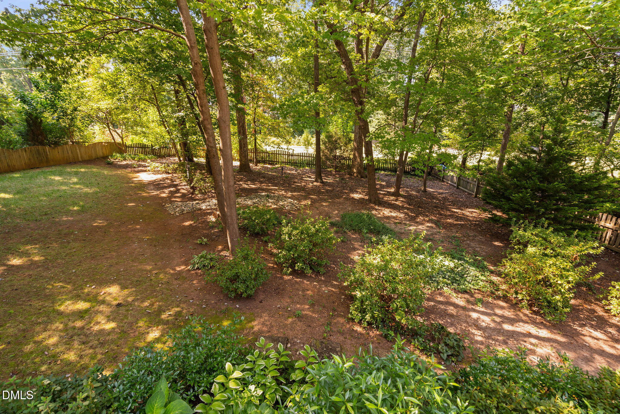 3309 Glade Spring Court Raleigh, NC 27612 - Photo 4 of 48 Shaded private lot