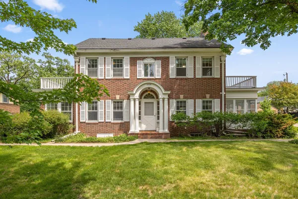 $950,000 | 4325 Wooddale Avenue, St. Louis Park, MN 55424