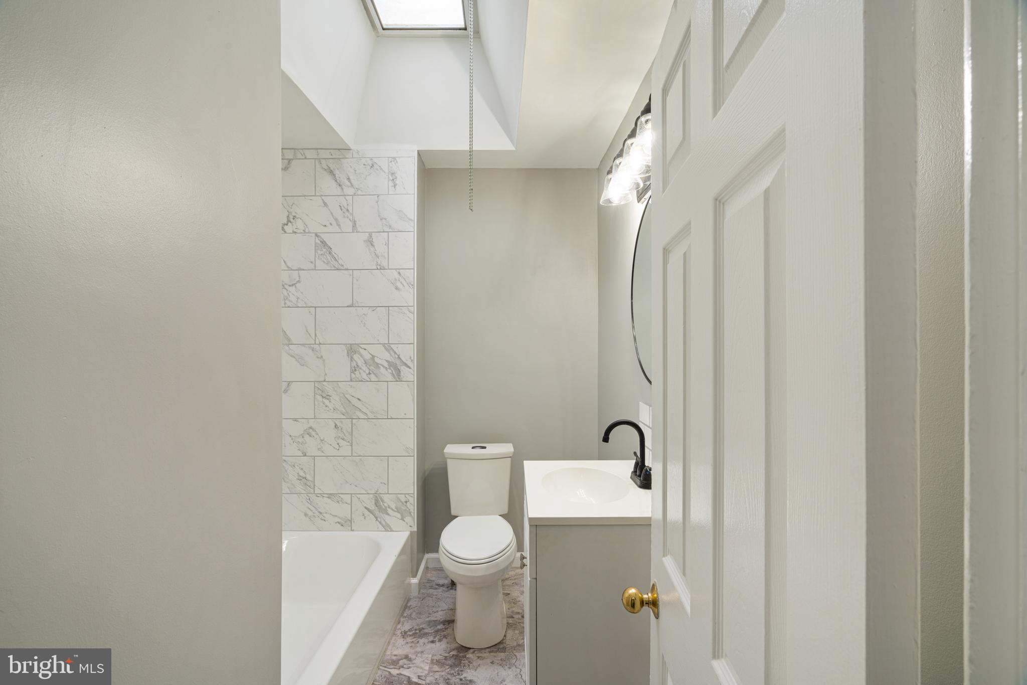4608 Decatur Street Philadelphia, PA 19136 - Photo 10 of 20 Main Bath
