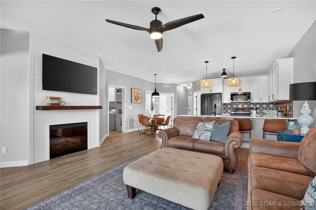 $409,000 | 186 Sunset Palms Drive, Unit 4C, Camdenton, MO 65020