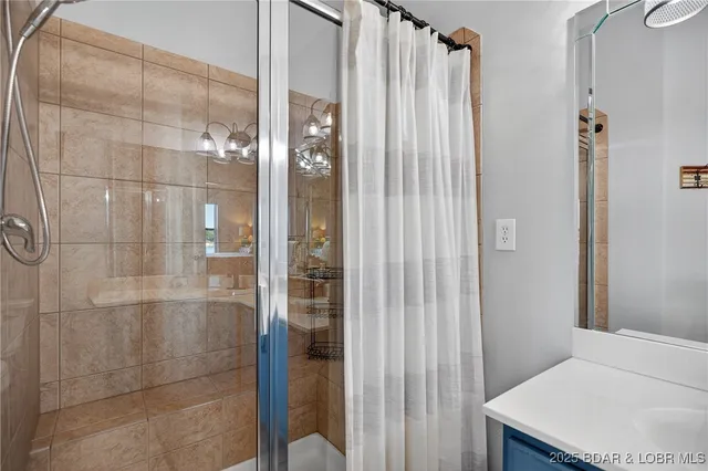 $409,000 | 186 Sunset Palms Drive, Unit 4C, Camdenton, MO 65020