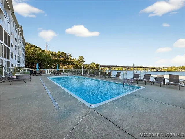 $409,000 | 186 Sunset Palms Drive, Unit 4C, Camdenton, MO 65020