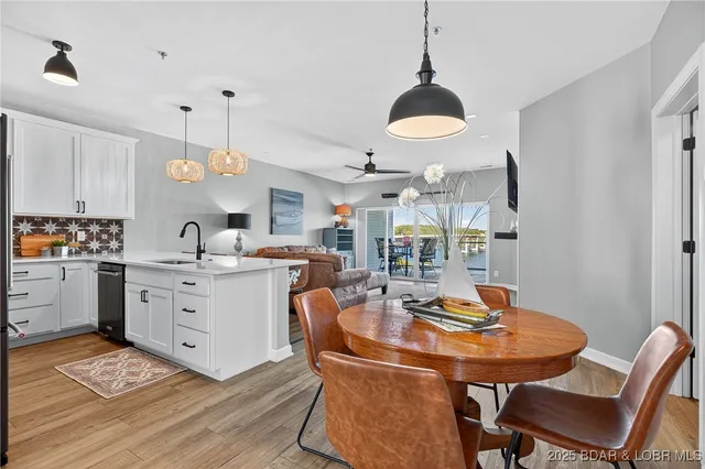 $409,000 | 186 Sunset Palms Drive, Unit 4C, Camdenton, MO 65020