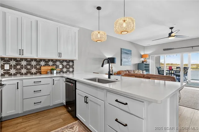 $409,000 | 186 Sunset Palms Drive, Unit 4C, Camdenton, MO 65020