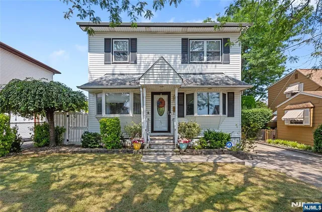 $690,000 | 85 Avenue East, Lodi, NJ 07644