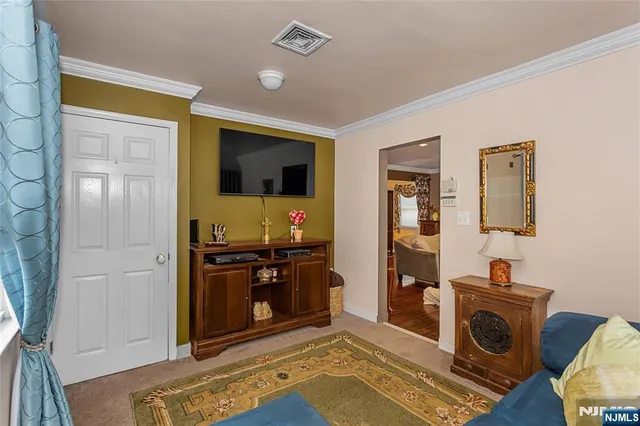 $690,000 | 85 Avenue East, Lodi, NJ 07644