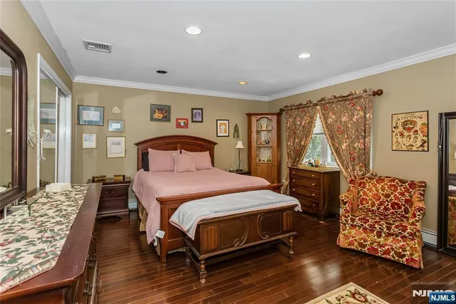 $690,000 | 85 Avenue East, Lodi, NJ 07644