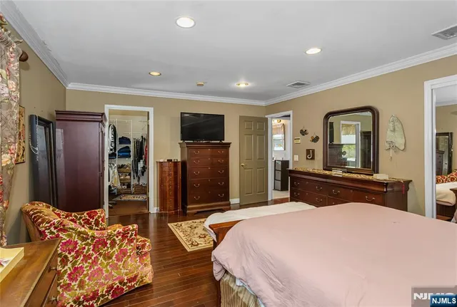 $690,000 | 85 Avenue East, Lodi, NJ 07644