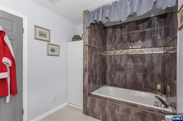 $690,000 | 85 Avenue East, Lodi, NJ 07644